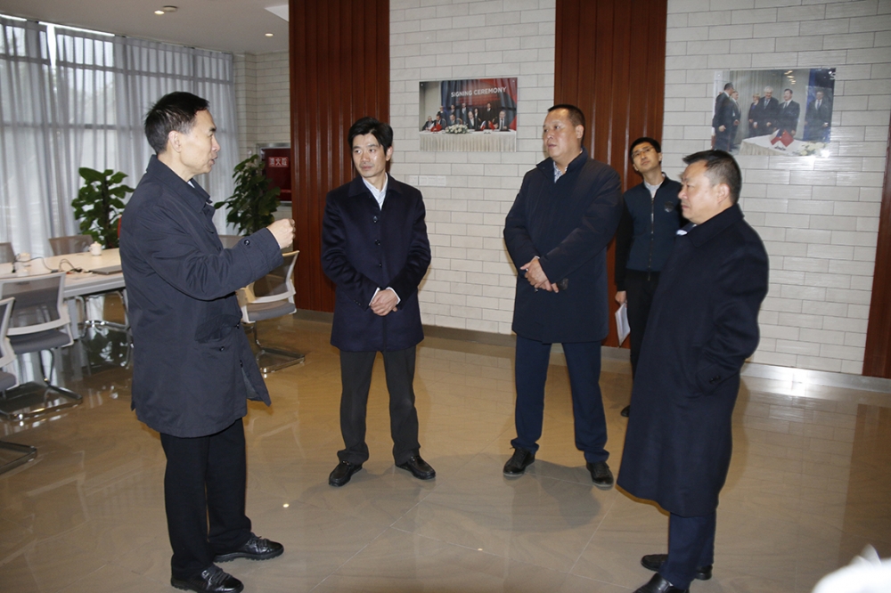 四川省人民政府副秘書長(zhǎng)朱家德一行蒞臨匯東通飛公司中捷飛機(jī)研發(fā)中心調(diào)研視察